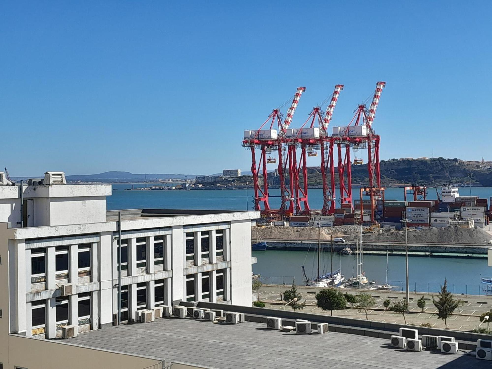 Apartamento Sobre O Rio 리스본 외부 사진